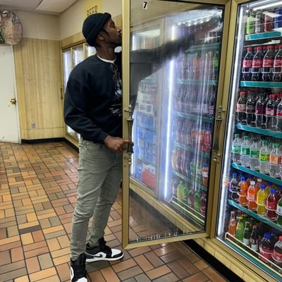 Business owner that rap from time to time #Jonesy #3BL #BodyBagBattleLeague #585 #336