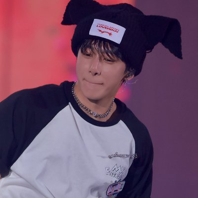 너의 마음속에는 빛나는 별만 가득했으면 좋겠어
큐리 https://t.co/hGsrFKbKDX
