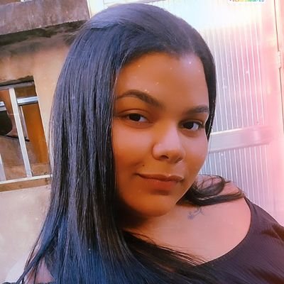 Thifanivaz17's profile picture. Mamãe Da Princesa Helena 👭💖
 24y