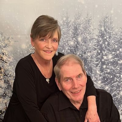 Tenaluv701's profile picture. #LoveTrump, #LoveAmerica, Conservative, Wife, Mother, Grandmother.