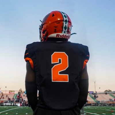 2026 Captain | FS @ THEE GW Carver New Orleans, LA | 6.2 175lbs | 4.25 GPA | 1st Team All District 🏈🏀⚾️