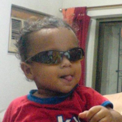 ronanvaz21's profile picture. love to build new tech