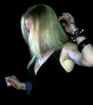 MzDeeify's profile picture. Singer/songwriter from manchester.