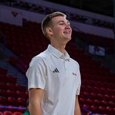 isaacmo20's profile picture. ✝️