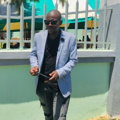 🏠Dutywa, Eastern Cape ||
Every saint got a past, every sinner got a future ||
@manutd || @orlandopirates ||@THESTORMERS