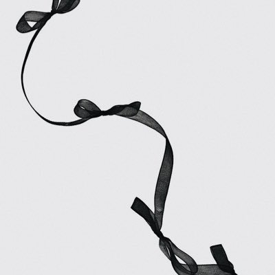 xiollst's profile picture. 