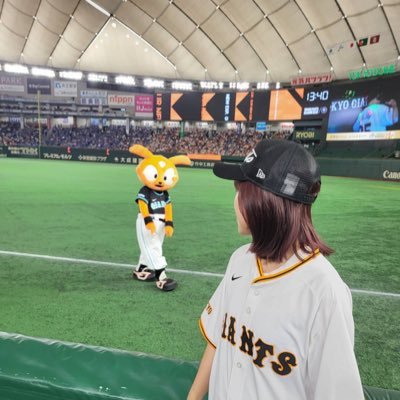 ochaooo's profile picture. ジャイアンツファンです！よろしくお願いします🙇 朝起きたらまず野球ニュースをチェック、寝ても覚めても野球！