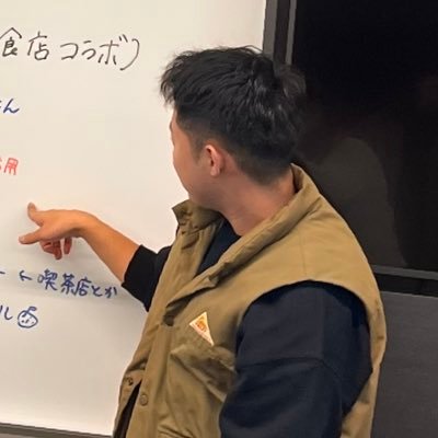 is_nasubi's profile picture. 2004 常に予想のななめ下