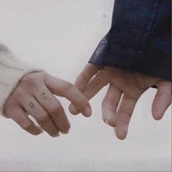 quotes recs and everything else related to larry fan fictions and smau 🫧 dms open if you want to share your fics or talk about whatever you’re reading!!:)