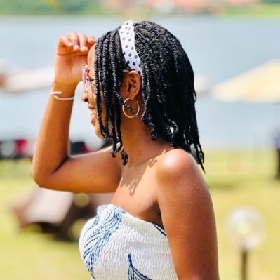 Christian •nature’s bestie • writer •Africa @ heart • Idealist • I exude calm energy ☺️ call me tranquility Idk