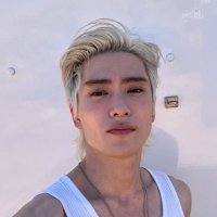 lori (@jae_lo_) 's Twitter Profile