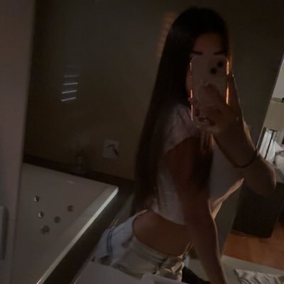 cravingaudios's profile picture. 