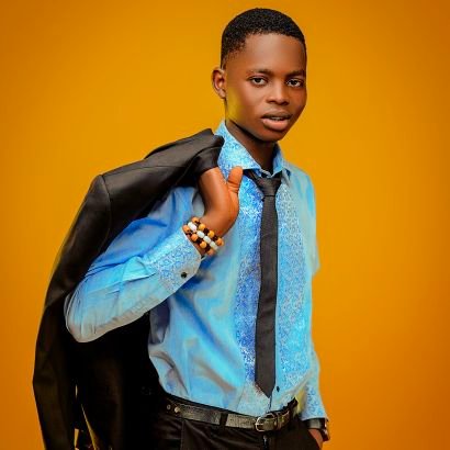 Graphic designer
Keyboardist
The man Full of the Holyghost