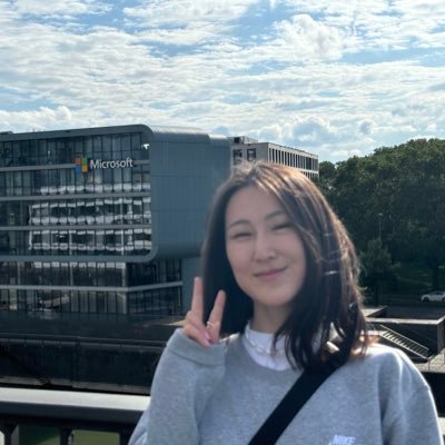 khishig_'s profile picture. 