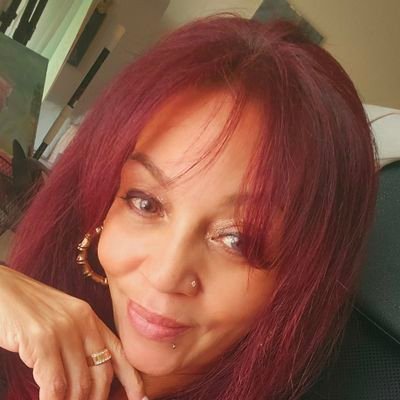 LolaFalona11's profile picture. 