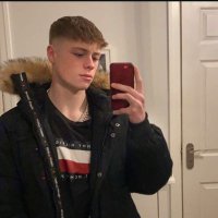csizblzs (@blzscsiz) 's Twitter Profile