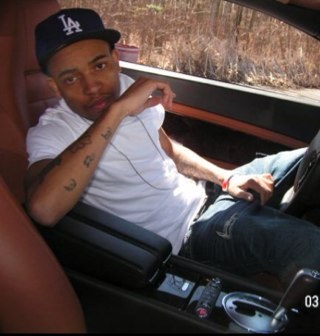 CETHEFUTURE's profile picture. LIVE LIFE..  TREAT PEOPLE HOW YOU WANT TO BE TREATED & NOT HOW THEY TREAT YOU.... ALWAYS PRAY AND GIVE THANKS TO THE MOST HIGH JEHOVAH GOD¡! 💯💯💯💯 #FACTS