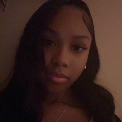 zoee2x's profile picture. The champagne mami