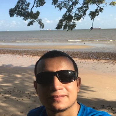 Tecnólogo Em Processos Gerências, Bacharel Em Administração, Pós em Adm Pública. Um pecador salvo imerecidamente por Cristo. Presbiteriano.