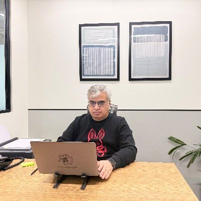 AnuragTyagi's profile picture. Co-founder @Flywheelr | https://t.co/IfUc3ZPAmX | Helping startup founders & tech CXOs build personal brands with authentic thought leadership for visibility & growth.