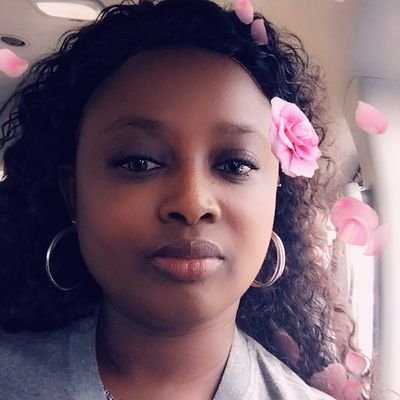 YvonneB51036's profile picture. 