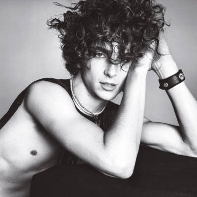 hhozie's profile picture. 