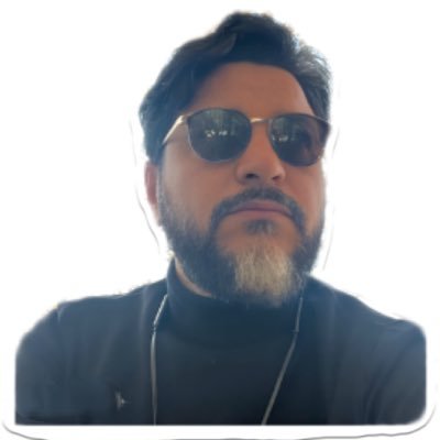 کوچ مالی، علاقهمند به انسان، عضو هیاتمدیره گروه مالی دانایاندوره چهاردهم، Listener