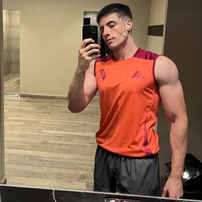 ssalerno_'s profile picture. made a decision last night i'd die for
