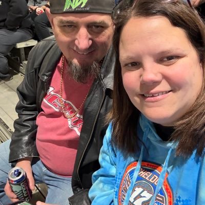 ak537a's profile picture. Sprint Car fan 🏁love the Indians⚾️ Keith's wifey 😍O-H-I-O🏈Benji🪦💔🐶mommy of Adalee💖