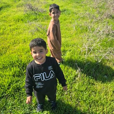 rafalovz365306's profile picture. סבא ואבא ,  בן חורין לפני הכל 💪