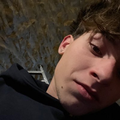 unailago's profile picture. 🙃