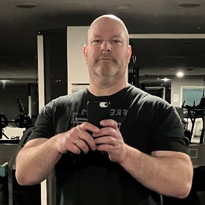 Army Veteran, golf course grounds keeper and Personal Trainer. Master of the obvious. Wide awake, Never woke. 🚫DMs