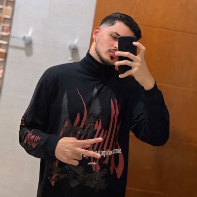 _luisgustavos29's profile picture. Entendedor nato no que se diz respeito a instituição Clube de Regatas Vasco Da Gama.