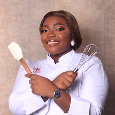 Pâtissière ivoirienne 🧑🏽🍳🇨🇮 | Commandes et réservations : ☎️+225 07.58.24.76.67 (Whatsapp / SMS / Appel)