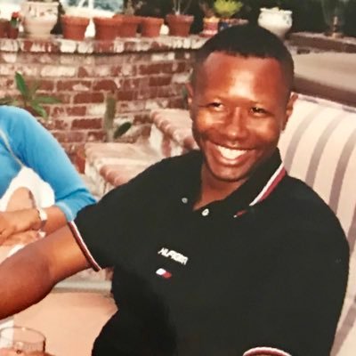Southern California guy from Hermosa Bch Ca.I’m living my best life. Independent,motivated to be the very best I can be. Nothing in life is unachievable.