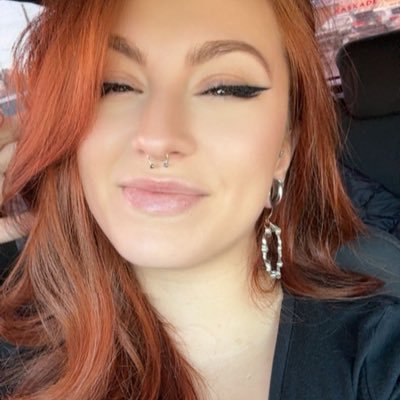 Twitch streamer 💤 just a sleepy girl that never sleeps, enjoy y'all way too much 😘