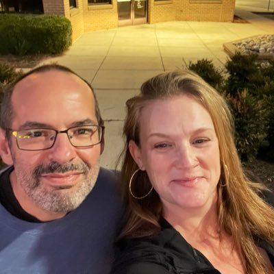 iyazell's profile picture. 