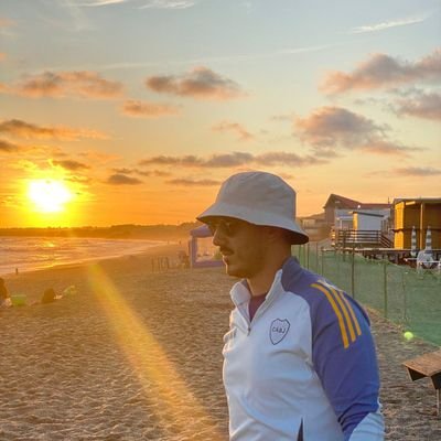 LuchoPanozzo's profile picture. Digo boludeces