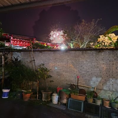 ling1189843's profile picture. 