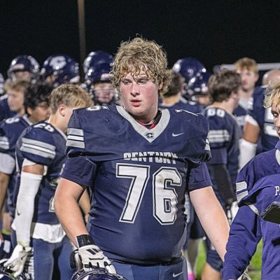 Top 20 OL in MN | Rochester, MN | c/o 2026 | LT C LG | 6’4” 270lbs | 4.2 gpa(w) | D2 offers |📞507-884-5231 |
