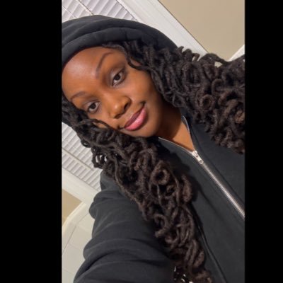 💜💛Twitter is weird, yet here I am🤳🏾|Mix Engineer👩🏾💻CS Major #NoNFLteam #Lakeshow Beyoncé Kendrick Lamar Rihanna MC🦋MJB Tems Tyla Ari Ayra SZA😌