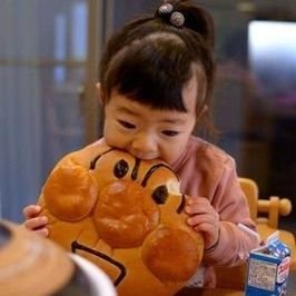 thanks_2_happy's profile picture. 以前のアカが、凍結されました😭   よろしければ、また新たに仲良くしてください。無言フォロー、フォロバお許しください。   ご迷惑をお掛けしましたら、お知らせください🙏   
なお、一定期間の片思いはサヨナラします🙅