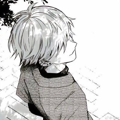 huihuihahaing's profile picture. 