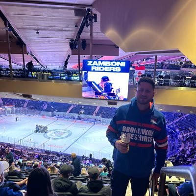 TaylorJay1984's profile picture. 