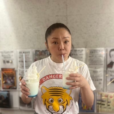 元羽衣。唐組出身。野田マップ、エッグ。東京演劇道場生、赤鬼。ゆうめい、あかあか。多摩美演劇舞踊コース非常勤講師です。