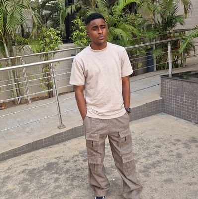Nigerian. Chelsea fan. Introvert. Dialogue before Violence. Pro-life. Free-will. Nature. Art. Photography. Movies. Music.