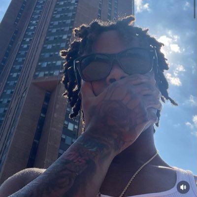 MGMT: @bdd_dgunna47 E4Duey🕊️💚E4BIGGrease🕊️💔E4WOOLOTTI🕊️💚E4RAHH🕊️💚Lets Get Rich🤑#SaluteMeOrShootMe .. 👻- kdotgunz47