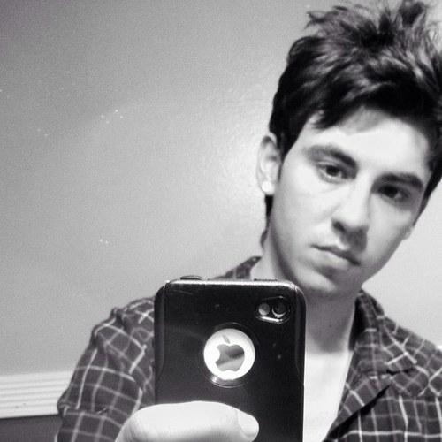 findingmanuel's profile picture. 