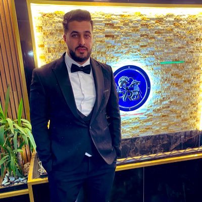 قد اكون شخص لطيف لكن لتستغل لطفي لاني قد اجعلك لاتستحمل نفسك تلات اشياء تهمني التقة الحب الاخلاص 🇩🇿🇮🇹 فلسطين الله الوطن 💗