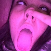 كلبة الكلبة سارونة (@fofo_foss) Twitter profile photo